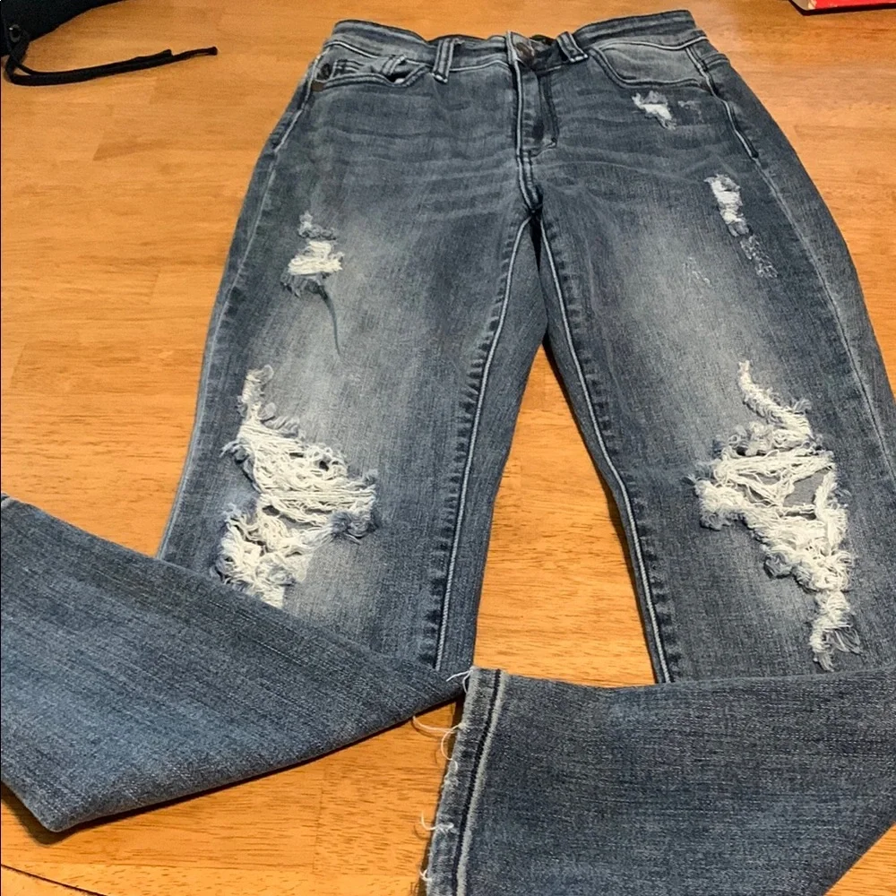 Judy Blue Straight Leg Blue Jeans with Vintage Distressing
